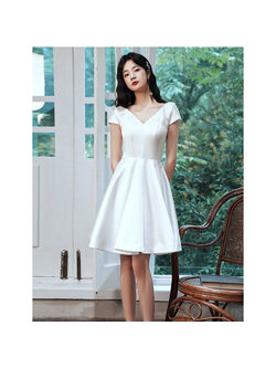 kudapy เดรสสั้นสีขาว ชุดเจ้าสาวสั้น สไตร์มินิมอล โบว์ด้านหลังถอดได้