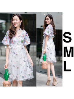 kudapy เดรสสั้นสีม่วง แขนพองทรงตุ๊กตา ช่วงคอเล่นระบาย ช่วงกระโปรงตัดเป็น 2 ชั้นนะคั เล่นผ้าแก้ว งานปักน้าค้า