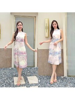 kudapy เดรสสั้นสีช่วงเสื้อเป็นแขนกุดคอปีน สายผูกคอเป็นโบว์ด้านหลังต่อด้วยกะโปรงทรงเอ