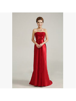 kudapyเดรสยาวสีไวน์แดง เกาะอก ทรงหางปลา อกจับจีบรอบตัวผ้าชีฟอง มีโบว์ช่วงเอว ทิ้งชายด้านหน้า กระโปรงเป็นผ้ามัน