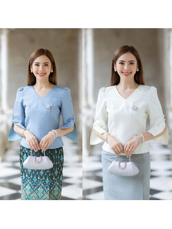 kudapy (เฉพาะเสื้อ) เสื้อสีฟ้า/สีขาว ผ้าไหมประยุกต์ อัดกาวทั้งตัว ทรงสวย อยู่ทรง มีซิปหลังสวมใส่ง่าย งานสวยใส่ออกงานหรู