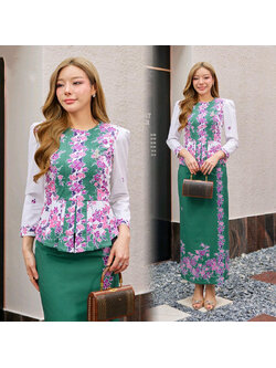 kudapy ชุดเซ็ทสีเขียว+ขาว เนื้อผ้าปาเต๊ะ ผ้าคอตตอนพิมพ์ลายสีสดใส / ผ้าถุง ลายสวย ผ้าไม่บางใส ไม่เห็นชั้นใน สีไม่ตก ผ้าไม่ยืดไม่หด