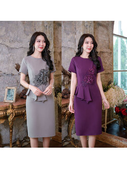 kudapy เดรสสั้นสีเทา/สีม่วง แบบสวยเก๋ สไตล์ทำงาน ลำลองได้ ดีเทลแต่งดอกไม้ประดับเพชรอะไหล่
