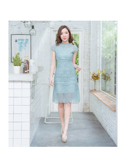 kudapy เดรสสั้นสีฟ้า คอกลมผ้าลูกไม้เบาระบายใส่แล้วดูดี