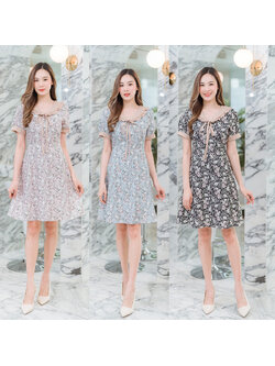 kudapy เดรสสั้นคอกลมสีฟ้า/สีดำ/สีชมพู ใส่ทำงานลายดอกปกคอบัวแขนจั๊ม ลายดอกไม้แต่งเชื่อกผูกโบด้านหน้า สวยดูดี