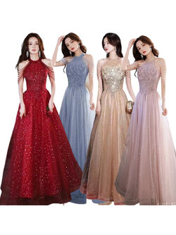 kudapy (พรีออเดอร์ 15-30 วัน) ชุดราตรีไปงาน ชุดราตรียาวสีแชมเปญ สีฟ้า สีแดง สีชมพู ชุดราตรีเปิดไหล่แต่งดีเทลลูกปัดที่ไหลทั้งสองข้าง และส่งบานปักเลื่อมด้านหน้าอก