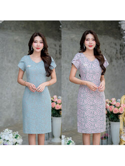 kudapy เดรสสั้นสีชมพูเทา/สีฟ้าเทา ผ้าลูกไม้ลายสวย รุ่นนี้เราอัดกาวให้ทั้งชุด ผ้าลูกไม้อัดกาวจะทำให้เดรสได้ทรงอยู่ทรงสวยค่ะ และไม่เห็นซับด้านใน