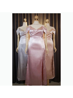 kudapy เดรสยาวสีเขียวอมเทา/สีครีมทอง/สีชมพู อกโค้งไขว้ มีสาย ไม่รั้งแขน ผ่าหน้าขา sexy เล็กๆ ซิปหลังใส่ง่ายค่ะ เนื้อผ้า Duchess อัดกาว เงาสวย