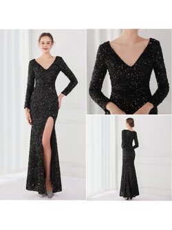 kudapy เดรสราตรียาวสีดำคอวี แขนยาว ทรงยืดตามตัวผ่าข้างตามแบบ ผ้ายืดมากค่ะ งานกริสเตอร์เนื้อดิ้นทองทอแสงสวยมากค่ะ