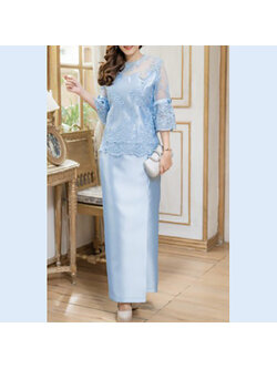 kudapy ชุดเซ็ตไปงานแต่งสีฟ้า เสื้อลูกไม้+กระโปรงสีฟ้า แขน3ส่วน กระโปรงผ่าหล้ง งานมีซับใน ซิบหลังค่ะ