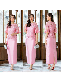 kudapy ชุดเซตเสื้อลูกไม้+กระโปรงสีชมพู เสื้อผ้าลูกไม้เนื้อดีทอผสมเลื่อมเงาทั้งตัว ทรงแขนเสื้อแขนกระดิ่งเล็กน้อย เพิ่มความหรูหราให้กับชุด