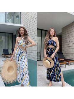 kudapy แม็กซี่เดรสยาวแขนกุดสีขาว/สีกรม ทรงเข้ารูปสายผูกคอเว้าช่วงหน้าท้องเบาๆซิปหลังพิมพ์ลายกราฟฟิก