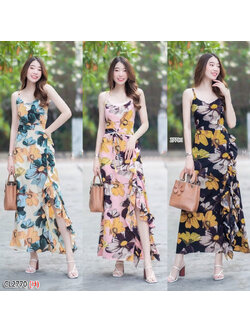 kudapy Maxi Dress เดรสยาวสีครีม, ชมพู สายเดี่ยวไขว้สายด้านหลัง แต่งผ้าระบายและผ่าด้านข้าง มีซิปซ่อนด้านข้าง