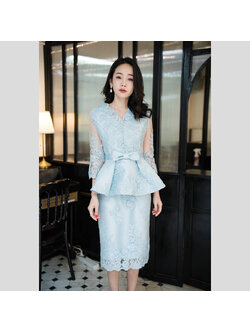 kudapy set 2 ชิ้น เสื้อลูกไม้สีฟ้า+กระดปรงทรงเอสีฟ้าเข้ารูป ชุดไปงานแต่ง งานบวช ใส่ออกงาน ทำบุญ