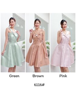 kudapy เดรสสายเดี่ยวอกทรงผีเสื้อ แต่งเข็มกลัดเพชร รูปหัวใจน่ารักมาก