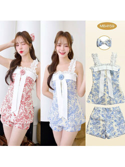 kudapy ชุดเซ็ทขาสั้นสีแดง/สีฟ้า ลายแต่งคาดอกติดดอกไม้ สวยดูดีน่ารัก