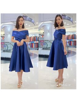 kudapy เดรสสั้นสีน้ำเงิน ผ้าไหมซาตินชุดกระโปรงจีบ ออกงาน ใส่เปิดไหล่สวยดูดี
