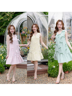 kudapy เดรสสั้นสีเหลือง/สีเขียวมิ้นท์/สีชมพู เดรสชายกระโปรงจับจีบเป็นระบายรอบตัว แขนกูด ตัวเดรสแต่งโปว์สวยดูดี