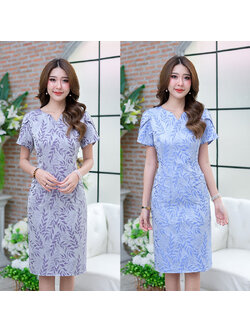 kudapy เดรสสั้นโทนสีฟ้า/โทนสีม่วง ผ้า jacquard ลายสวย ชุดนี้ผ้าดีมากค่ะ ผ้าไม่หนา ไซน์เป็นทรงใส่ง่ายดูเรียบหรู ดีเทลแต่งกระเป๋าที่กระโปรงทั้งสองข้างสวยเก๋มากๆ