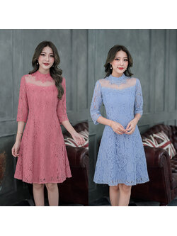 kudapy เดรสสั้นสีชมพู/สีฟ้า ลูกไม้เนื้อนิ่ม รุ่นนี้เป็นแขนศอก กระโปรงบานเล็กน้อย ช่วงอกแต่งผ้าซีทรู เก๋ที่ช่วงคอ