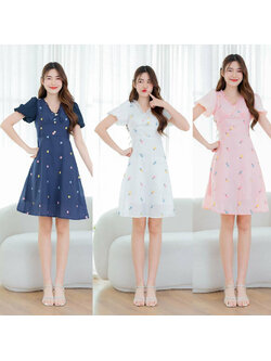 kudapy เดรสสั้นสีขาว/สีชมพู/สีกรม ทรงบานแขนบอลลูนผ้าปักดอก