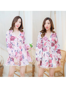 kudapy จั้มสูทขาสั้นสีชมพู/สีขาว แขนยาว แต่งระบายลูกไม้ลายดอกไม้