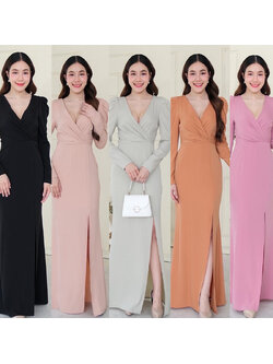 kudapy ดรสยาวสีคาราเมล/สีเขียวพิตาชิโอ้/สีครีมนู้ด/สีชมพู/สีดำ จับจีบเอว อกไขว้วี แต่งแขนตุ๊กตาทรงแขนยาว กระโปรงทรงสอบ ผ่าหน้า