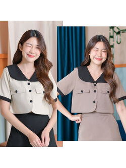 kudapy เสื้อครอปทูโทนดีไซน์น่ารัก แต่งปกกะลาสีเล่นสีทูโทน กระดุมหน้าเป็นกระดุมปั๊มเพิ่มความปัง เนื้อผ้าอยู่ทรง (เฉพาะเสื้อ)