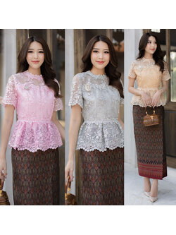 kudapy เสื้อลูกไม้สีเทา/สีชมพู/สีทอง ใยบวบดอกนูนปักดิ้นวิ้งๆ ลายลูกไม้ชัดเจนแขนสั้นแต่งระบายที่เอว (เฉพาะเสื้อ)