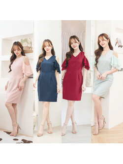 kudapy เดรสสั้นสีเขียว/สีแดงเลือดหมู/สีกรม/สีชมพู เว้าไหล่ ดีไซน์ลูกเล่นแขนเว้าเป็นผ้าชีฟองระบายเลเยอร์ 2 ชั้น ดูเป็นสาวหวานซ่อนเปรี้ยว กระโปรงทรงสอบ