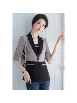 kudapy เสื้อสูทแฟชั่นสีเทา แต่งปกแขนสามส่วนผ่าปลายแขน แต่งลายชิโนริ