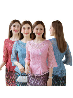 kudapy (เฉพาะเสื้อ) เสื้อลูกไม้สีชมพู/สีแดง/สีฟ้าน้ำทะเล ตัวเสื้อใช้ผ้าลูกไม้ใยบวบเนื้อดีลายลูกไม้แน่นทั้งตัว ตัวเสื้อมาพร้อมซับในเนื้อดีในตัว