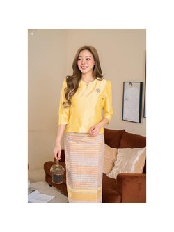 kudapy ชุดเซ็ทเสื้อสีเหลือง ใส่ออกงานสวยงดงาม แขนสามส่วน แต่งกระดุมคอ ชุดคุณแม่