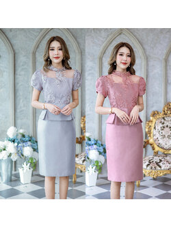 kudapy เดรสสั้นสีเทา/สีชมพูกะปิ ออกงาน ผ้าไหมญี่ปุ่น งานดีไซน์หวานๆ น่ารักแบบไทยๆ รุ่นนี้ด้านบนเป็นผ้าลูกไม้ซีทรูดีไซน์คอตั้งแขนตุ๊กตาน่ารักๆ