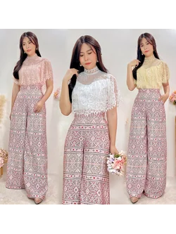 kudapy เซท 2ชิ้น เซตเสื้อลูกไม้แต่งระบายสีขาว,สีชมพู+กางเกงขาบานยาวพิมพ์ลายไทย