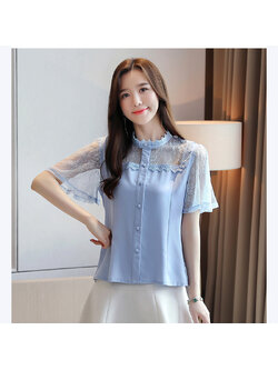 kudapy เสื้อแฟชั่นแขนสั้นสีฟ้า ผ้าโพลีเอสเตอร์ผสม ช่วงไหล่ และแขนเสื้อเป็นผ้าลูกไม้สีฟ้า