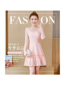 kudapy เดรสสั้นสีส้มอ่อน ผ้าลูกไม้ซีทรู คอวี แขนยาว กระโปรงทรงเอแคบต่อระบาย สวยสดใส