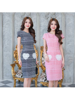 kudapy เดรสสั้นสีเทา/สีชมพู ปักลายทั้งชุด งานดีไซน์คอหยักแขนเต่อ มีดีเทลแต่งกระเป๋าด้านหน้า(เป็นกระเป๋าหลอกนะค่ะ)