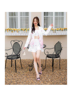 kudapy เซ็ทสูท 3 ชิ้นลายดอกใส่เที่ยวสวยดูดี