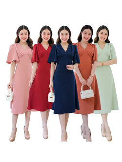 kudapy เดรสสั้นสีชมพูกลีบบัว,สีส้ม,สีครีม ,สีแดงเลือดหมู, สีขาว,สีน้ำเงินกรมท่า,สีเขียวมิ้นท์ คอวี แขนกระดิ่ง คัตติ้ง เอวสูงปรี๊ด กระโปรงบานตีเกร็ดเอว