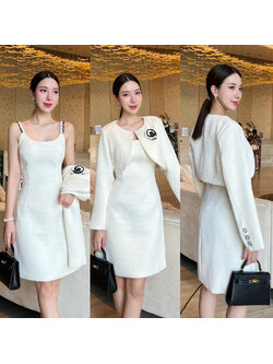 kudapy เซ็ทเดรสทวิต+เสื้อครอป เดรสทวิตสีขาวทรงเข้ารูป ปหลัง มีซับในอย่างดี มาพร้อมกับเสื้อครอป ใช้ผ้าเดียวกับเดรส