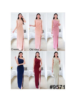 kudapy เดรสยาวสีแดงเบอร์กันดี,กรมท่า,ชมพู,ครีมนู้ด,เขียวพิตาชิโอ้,ส้มโอรส บ่าเดี่ยว จีบเอว กระโปรงผ่าหน้า