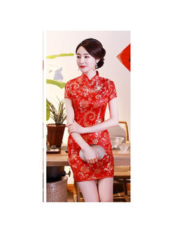 kudapy เดรสกี่เพ้าสั้นสีแดง ทอลายดอกโบตั๋น ผ้า spandex ผสม เนื้อเงามันสวย คอจีน แขนสั้น L XL