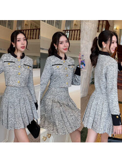 kudapy เซ็ทเสื้อแขนยาว แต่งกระเป๋าหลอก2 ข้างกระดุมจริงสีทอง คอเสื้อและปลายแขนเป็นผ้ากำมะหยีอย่างดีน