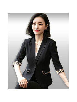 kudapy เสื้อสูทผู้หญิงแขนสามส่วนสีดำ ดีไซน์เก๋ปลายแขนแต่งลายเสื้อปลายแขนพับ