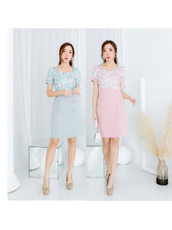 kudapyเดรสสั้นสีชมพู/สีเขียว เดรสคอเหลี่ยมลายดอกไม้ แต่งกระดุมหน้าสวยดูดี