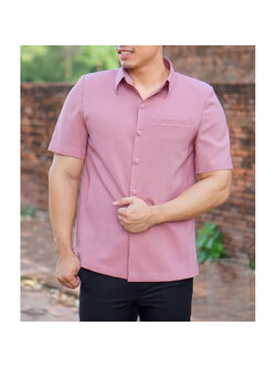 kudapy เสื้อคอปกท่านชายผ้าไหมสีชมพูกะปิ เสื้อท่านชาย คอเชิ้ต ผ่าหน้า แขนสั้น มีกระเป๋าด้านซ้ายบน (อัดผ้ากาว มีฟองน้ำเสริมไหล่)