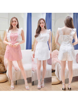kudapy จั้มสูทขาสั้นสีขาว/สีชมพู สายเดี่ยวระบายลูกไม้สวยน่ารักดูดี