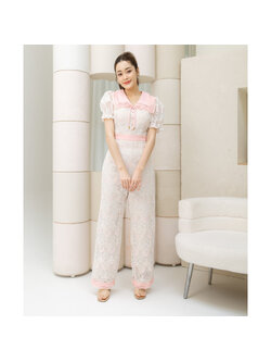 kudapy ชุดจั๊มสีขาวตัดชมพูลายหัวใจ สวยละมุน มีซับในยาว ทรงสวย ผ้าหนามีซับใน ซิบหลัง