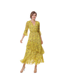 เดรสยาวคอวีผ้าชีฟองแต่งระบายสีเหลืองพิมพ์ลายดอก สไตล์โบฮีเมียนใส่ไปทะเลหรือใส่ไปงานได้ค่ะ M L